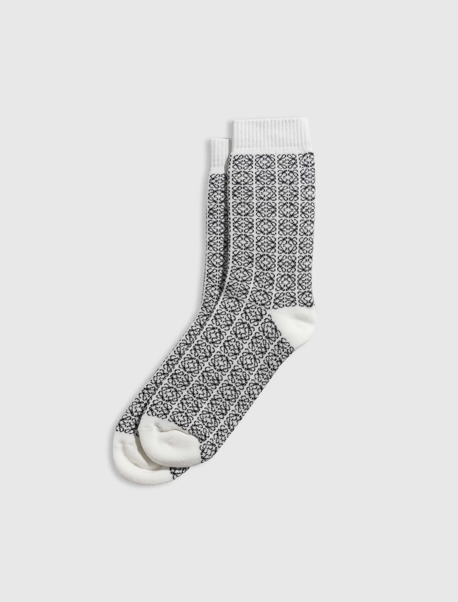 ANAGRAM SOCKS