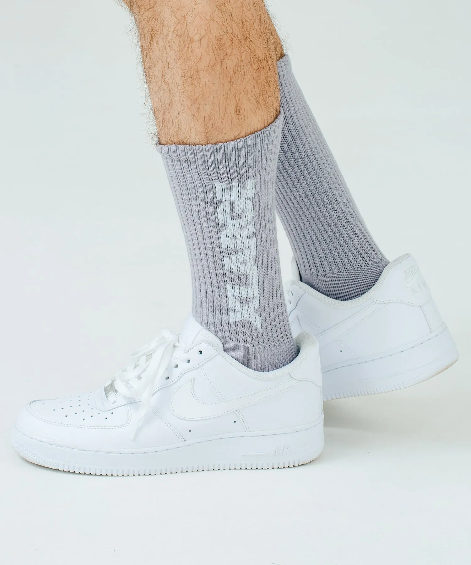 STANDARD LOGO MIDDLE SOCKS